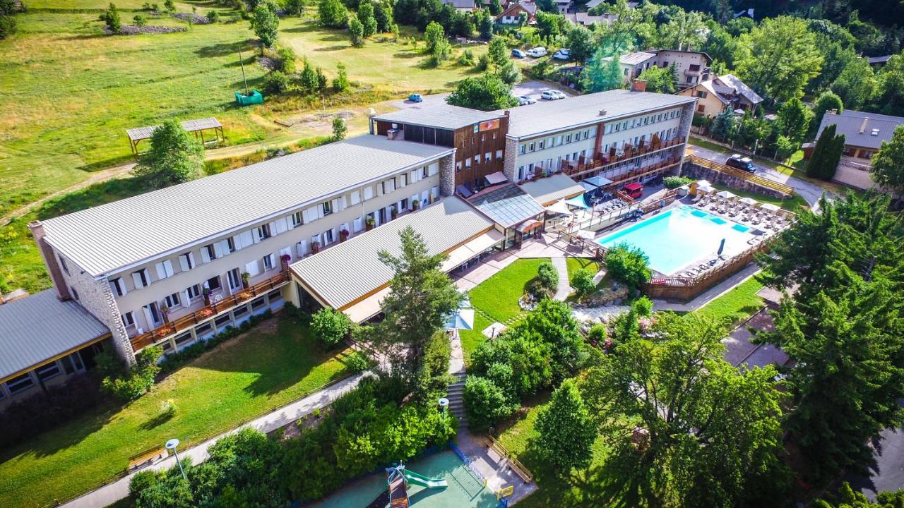Village Vacances Passion Les 4 Saisons Resort & Spa 생샤프리 외부 사진